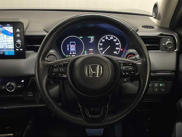 ホンダ ヴェゼル ハイブリッド e:HEV Z 熊本県 2022(令4)年 6.6万km メテオロイドグレーメタリック 純正メモリナビ/FM/AM/BT/フルセグTV/全方位カメラ/ホンダセンシング/ワイヤレス充電器/ステアリングヒーター/シートヒーター/電動リアゲート/ETC2.0/プッシュスタート/純正フロアマット/純正アルミホイール