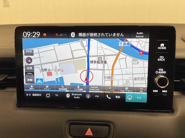 ホンダ ヴェゼル ハイブリッド e:HEV Z 熊本県 2022(令4)年 6.6万km メテオロイドグレーメタリック 純正メモリナビ/FM/AM/BT/フルセグTV/全方位カメラ/ホンダセンシング/ワイヤレス充電器/ステアリングヒーター/シートヒーター/電動リアゲート/ETC2.0/プッシュスタート/純正フロアマット/純正アルミホイール