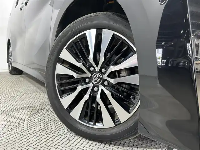 トヨタ ヴェルファイア Z Gエディション 大阪府 2020(令2)年 4.1万km ブラック サンルーフ　黒革シート　ＪＢＬナビＴＶ　３６０カメラ　後席モニター　三眼ＬＥＤ　デジタルインナーミラー　パワーシート／ヒーター／エアコン　電動リアゲート　衝突軽減　レーダーＣ　ＢＳＭ　１００Ｖ電源