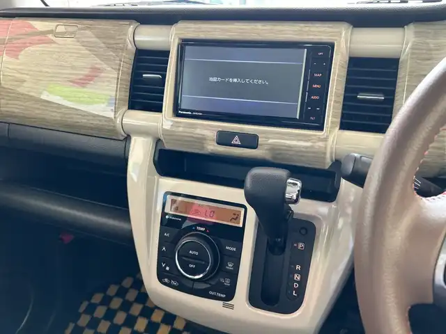 スズキ ハスラー ワンダラー 埼玉県 2018(平30)年 1.9万km パッションオレンジ/ウッディブラウン2トーンルーフ デュアルカメラブレーキサポート/純正ナビ/　　CD/DVD/BT/フルセグTV/バックカメラ/HIDオートライト/ハーフレザー/シートヒーター/ルーフレール/ミラーヒーター/アイドリングストップ/ステアリングスイッチ/前後ドライブレコーダー/プッシュスタート/ETC/禁煙車