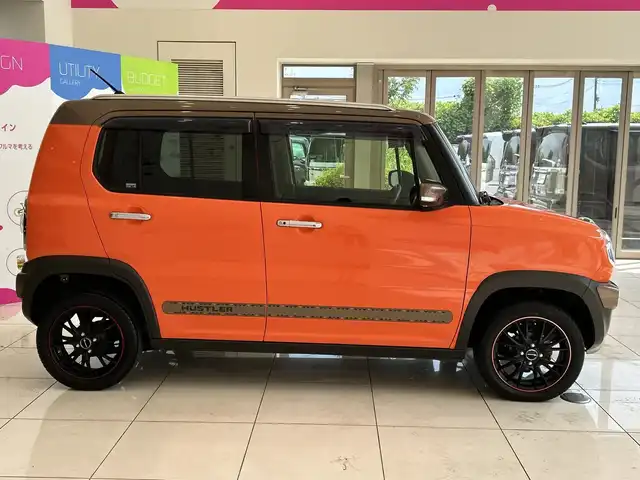 スズキ ハスラー ワンダラー 埼玉県 2018(平30)年 1.9万km パッションオレンジ/ウッディブラウン2トーンルーフ デュアルカメラブレーキサポート/純正ナビ/　　CD/DVD/BT/フルセグTV/バックカメラ/HIDオートライト/ハーフレザー/シートヒーター/ルーフレール/ミラーヒーター/アイドリングストップ/ステアリングスイッチ/前後ドライブレコーダー/プッシュスタート/ETC/禁煙車