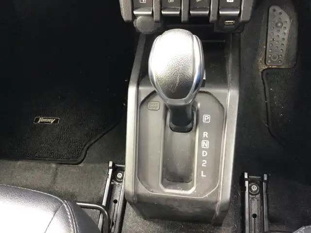 スズキ ジムニー XL 福井県 2019(令1)年 2.4万km ジャングルグリーン 4WD/AT/ディスプレイオーディオ/バッグカメラ/ETC/シートヒーター/革調シートカバー/純正16ホイル/プッシュスタート