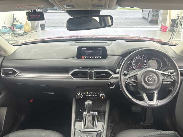 マツダ ＣＸ－５ XD プロアクティブ 兵庫県 2017(平29)年 5.7万km ソウルレッドプレミアムメタリック ・純正SDナビ&BT&USB&CD&DVD&TV/・バックカメラ/・サイドカメラ/・パワーバックドア/・衝突軽減ブレーキ/・レーンキープアシスト/・レーダークルーズコントロール/・ブラインドスポットモニター/・ヘッドアップディスプレイ/・前後コーナーセンサー/・LEDヘッドライト/・フォグランプ/・オートライト/・ETC/・前後ドライブレコーダー/・純正フロアマット/・スマートキー/・プッシュスタート/・スペアキー/・純正19インチアルミホイール/・W＋サイドエアバック/・カーテンエアバック/・アイドリングストップ/・横滑り防止装置