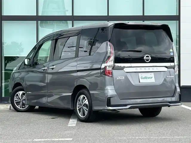 日産 セレナ e－パワー ハイウェイスター V 和歌山県 2020(令2)年 4.1万km ダークメタルグレー 純正ナビ/アラウンドビューモニター/セーフティ・シールドスイッチ/両側パワースライドドア/ハンズフリーオートスライド/エマージェンシーブレーキ/クルーズコントロール/ドライブモード/ビルトインETC/純正フロアマット/純正アルミホイール/LEDヘッドライト/オートライト