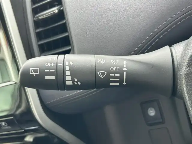 日産 セレナ e－パワー ハイウェイスター V 和歌山県 2020(令2)年 4.1万km ダークメタルグレー 純正ナビ/アラウンドビューモニター/セーフティ・シールドスイッチ/両側パワースライドドア/ハンズフリーオートスライド/エマージェンシーブレーキ/クルーズコントロール/ドライブモード/ビルトインETC/純正フロアマット/純正アルミホイール/LEDヘッドライト/オートライト