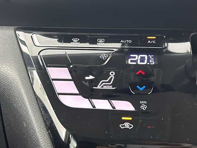 日産 ルークス HWS Gターボ アーバンクロム プロパイロットED 大阪府 2021(令3)年 5.3万km ホワイトパール 純正ナビ/・フルセグTV/・Bluetooth/・FM/AM/・USB接続/アラウンドビューモニター/プロパイロット/追従クルーズコントロール/前後コーナーセンサー/オートマチックハイビーム/快適パック/リヤシーリングファン/パーソナルテーブル/カップホルダー/USBソケット/ロールサンシェード/両側パワースライドドア/LEDヘッドライト