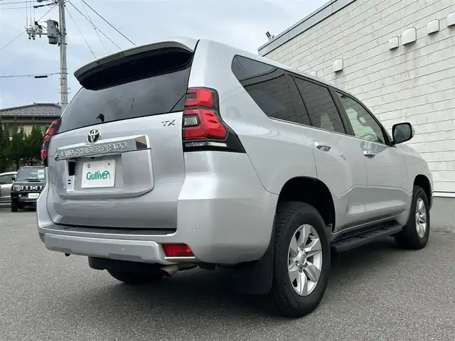 トヨタ ランドクルーザー プラド TX Lパッケージ 山形県 2018(平30)年 14.3万km シルバーM ４WD/純正ナビ/（FM/AM/DVD/フルセグ）/Bluetooth/クルーズコントロール/バックカメラ/横滑り防止装置/ドライブレコーダー/ヒートヒーター/エアシート/逸脱防止装置/オートライト/フォグランプ/純正マット/冬タイヤ積載/ダブルエアバック/保証証/取扱説明書