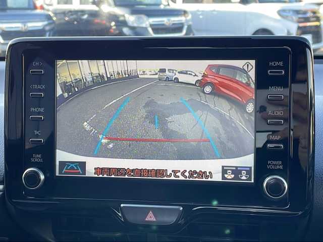 トヨタ ヤリス G 新潟県 2021(令3)年 7.4万km ホワイトパールクリスタルシャイン 純正ナビ（BT）/バックカメラ/ビルトインETC/前後コーナーセンサー/クルーズコントロール/LEDライト/オートライト/ディスプレイオーディオ/スペアキー/純正フロアマット/ドアバイザー/電動格納ミラー