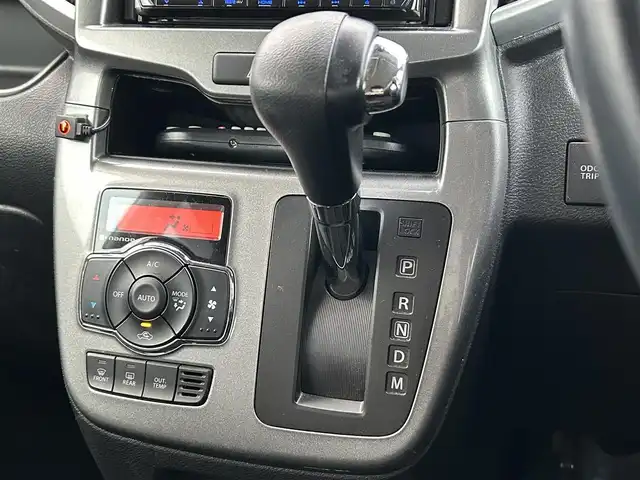 スズキ ソリオ HV MX 福岡県 2020(令2)年 4.4万km ピュアホワイトP 社外7型ナビ(フルセグTV/CD/DVD/BT)全方位カメラ両側パワスラ前後ドラレコETCUSBポート純正フロアマット純正15インチアルミホイールレーダークルコンコーナーセンサースマートキープッシュスタート