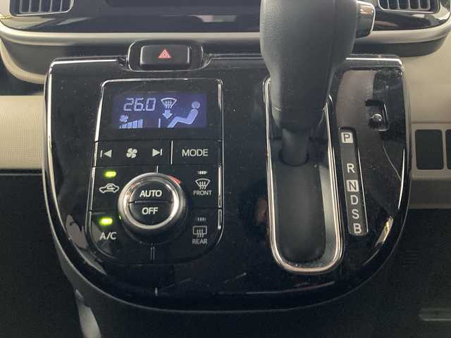 ダイハツ ムーヴ キャンバス G ブラックインテリア リミテッド SAⅢ 岐阜県 2018(平30)年 8.6万km パールホワイトⅢ/ナチュラルベージュマイカメタリック 2トーン 登録時走行距離86072km/全方位カメラ/純正ＳＤナビ(Bluetooth接続/CDチェンジャー)/バックモニター/両側パワースライドドア/ワンセグＴＶ/ＬＥＤヘッドライト/オートマチックハイビーム/オートライト/ドライブレコーダー/衝突被害軽減システム/プッシュスタート/スマートキー/スペアキー/横滑り防止装置/ETC/禁煙車/盗難防止装置/ABS