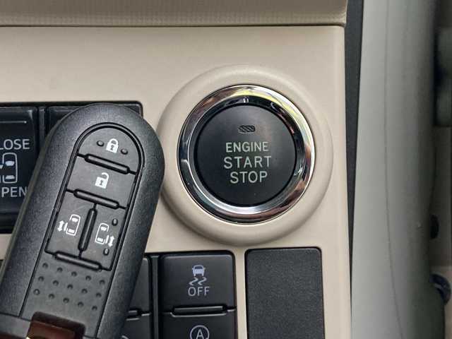 ダイハツ ムーヴ キャンバス G ブラックインテリア リミテッド SAⅢ 岐阜県 2018(平30)年 8.6万km パールホワイトⅢ/ナチュラルベージュマイカメタリック 2トーン 登録時走行距離86072km/全方位カメラ/純正ＳＤナビ(Bluetooth接続/CDチェンジャー)/バックモニター/両側パワースライドドア/ワンセグＴＶ/ＬＥＤヘッドライト/オートマチックハイビーム/オートライト/ドライブレコーダー/衝突被害軽減システム/プッシュスタート/スマートキー/スペアキー/横滑り防止装置/ETC/禁煙車/盗難防止装置/ABS