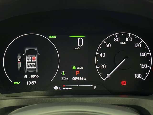 ホンダ ヴェゼル ハイブリッド e:HEV Z 新潟県 2023(令5)年 1万km クリスタルブラックパール ホンダセンシング/ワンオーナー/9インチホンダコネクトディスプレイ/　　フルセグ/BT/AM/FM/USB/バックモニター(後退出庫サポート付)/ハンズフリーアクセスパワーテールゲート/アダプティブクルーズコントロール/LEDシーケンシャルオートライト/ハーフレザーシート/前席シートヒーター/純正18インチアルミホイール付/社外アルミホイール付スタッドレスタイヤ車載(8ミリ)/ダウンヒルアシストコントロール/パドルシフト/ブラインドスポットモニター/ミラーヒーター/ステアリングスイッチ/ステアリングヒーター/電動パーキングブレーキ/オートブレーキホールド/置くだけ充電/USBポート/純正フロアマット/ドアバイザー/スペアキー/スマートキー/ETC2.0