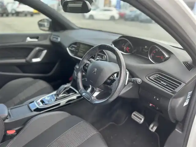 プジョー ３０８ SW GTライン ブルーHDi 滋賀県 2019(令1)年 4.4万km BLANC NACRE ワンオーナー/バックカメラ/ドライブレコーダー前/レーンキープアシスト/BSM/ACC/プッシュスタート/ETC