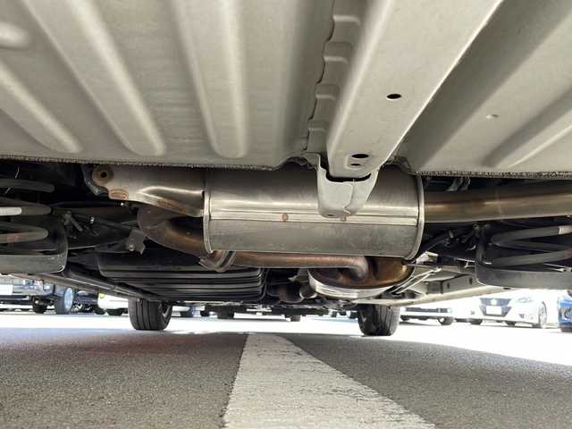 トヨタ エスクァイア Gi 静岡県 2020(令2)年 5.4万km ホワイトパールクリスタルシャイン 純正ナビ/　フルセグTV/BTオーディオ/MSV/バックカメラ/フリップダウンモニター/両側パワースライドドア/クルーズコントロール/純正15インチAW/ETC/合成シート/シートヒーター/セーフティセンス/LEDヘッドライト/コーナーセンサー/レーンキープアシスト/衝突軽減ブレーキ/オートハイビーム