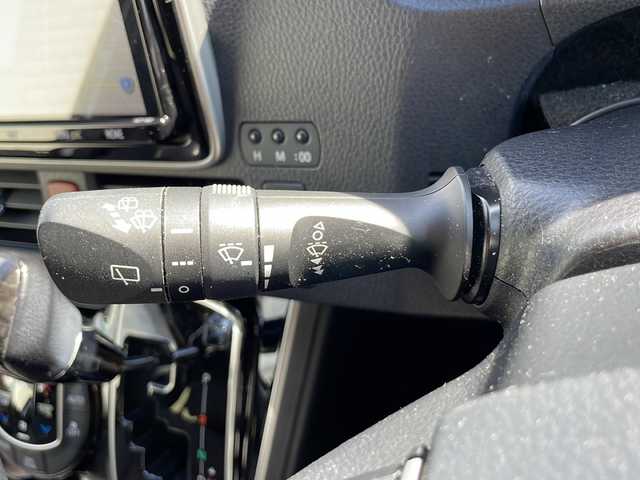 トヨタ エスクァイア Gi 静岡県 2020(令2)年 5.4万km ホワイトパールクリスタルシャイン 純正ナビ/　フルセグTV/BTオーディオ/MSV/バックカメラ/フリップダウンモニター/両側パワースライドドア/クルーズコントロール/純正15インチAW/ETC/合成シート/シートヒーター/セーフティセンス/LEDヘッドライト/コーナーセンサー/レーンキープアシスト/衝突軽減ブレーキ/オートハイビーム