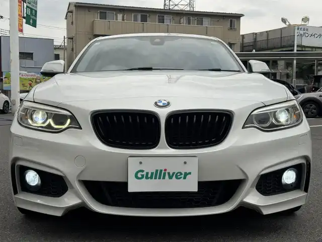 ＢＭＷ ２２０ｉ クーペ スポーツ 千葉県 2016(平28)年 6.2万km 白 衝突被害軽減ブレーキ/レーンキープアシスト/クルーズコントロール/LEDヘッドライト/オートハイビーム/カーテンエアバッグ/アイドリングストップ/ターボ/純正HDDナビ/Bluetooth/バックカメラ/CD・DVD/前後ドライブレコーダー/レザーシート/D＋N席エアシート＆シートヒーター/D＋N席パワーシート/純正フロアマット/純正17インチアルミホイール/革巻きステアリング/プッシュスタート/スマートキー/取扱説明書＆保証書
