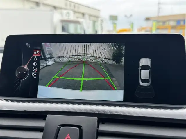 ＢＭＷ ２２０ｉ クーペ スポーツ 千葉県 2016(平28)年 6.2万km 白 衝突被害軽減ブレーキ/レーンキープアシスト/クルーズコントロール/LEDヘッドライト/オートハイビーム/カーテンエアバッグ/アイドリングストップ/ターボ/純正HDDナビ/Bluetooth/バックカメラ/CD・DVD/前後ドライブレコーダー/レザーシート/D＋N席エアシート＆シートヒーター/D＋N席パワーシート/純正フロアマット/純正17インチアルミホイール/革巻きステアリング/プッシュスタート/スマートキー/取扱説明書＆保証書