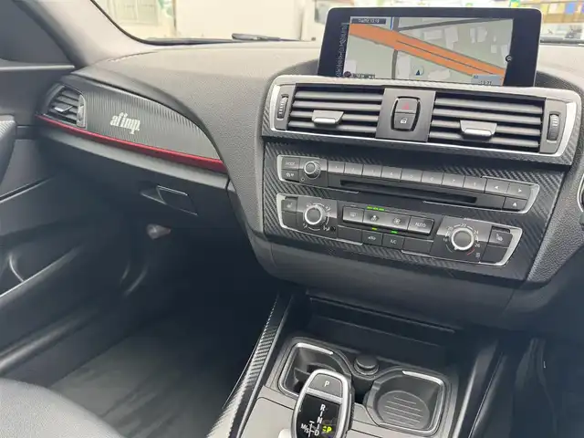 ＢＭＷ ２２０ｉ クーペ スポーツ 千葉県 2016(平28)年 6.2万km 白 衝突被害軽減ブレーキ/レーンキープアシスト/クルーズコントロール/LEDヘッドライト/オートハイビーム/カーテンエアバッグ/アイドリングストップ/ターボ/純正HDDナビ/Bluetooth/バックカメラ/CD・DVD/前後ドライブレコーダー/レザーシート/D＋N席エアシート＆シートヒーター/D＋N席パワーシート/純正フロアマット/純正17インチアルミホイール/革巻きステアリング/プッシュスタート/スマートキー/取扱説明書＆保証書