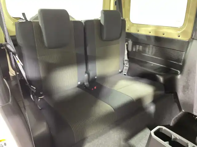 スズキ ジムニー XC 神奈川県 2022(令4)年 3万km シフォンアイボリーM ４WD/ターボ/純正７型SDナビゲーション【CN-RZ775W】/フルセグ　AM FM CD DVD　SD　Bluetooth/セーフティサポート/クルーズコントロール/デュアルセンサーブレーキサポート/誤発進抑制機能/車線逸脱警報/ふらつき警報/先行車発進お知らせ機能/標識認識機能/ハイビームアシスト/アイドリングストップ/革巻きステアリング/前席シートヒーター/前後ドライブレコーダー/ETC/プッシュスタート/スマートキー/ダウンヒルアシストコントロール/LEDヘッドランプ/オートライト/純正16インチアルミホイール