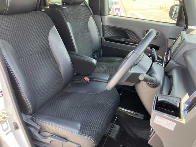 ダイハツ タント カスタム RS セレクション 広島県 2020(令2)年 5.5万km シャイニングホワイトパール 社外ナビ/両側パワースライドドア/ロングスライドシート/スマートアシスト/レーダークルーズ/ハーフレザーシート/前席シートヒーター/LEDヘッドライト/オートライト/ビルトインETC/新車保証書/取扱説明書/スペアキー