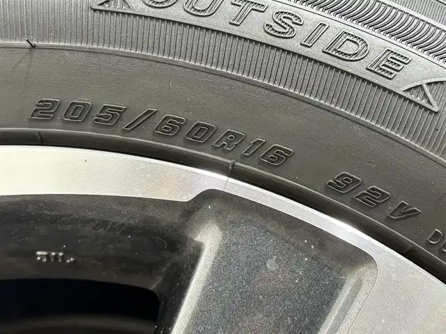 トヨタ ヴォクシー ZS 煌Ⅱ 大阪府 2019(令1)年 4.7万km ブラック モデリスタエアロ 純正10incナビ(フルセグ/DVD再生/Bluetooth) Bカメラ 後席モニター ETC 両側パワースライドドア 衝突軽減 クルコン クリアランスソナー トヨタセーフティセンス