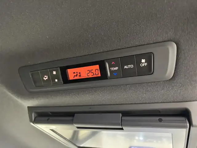 トヨタ ヴォクシー ZS 煌Ⅱ 大阪府 2019(令1)年 4.7万km ブラック モデリスタエアロ 純正10incナビ(フルセグ/DVD再生/Bluetooth) Bカメラ 後席モニター ETC 両側パワースライドドア 衝突軽減 クルコン クリアランスソナー トヨタセーフティセンス
