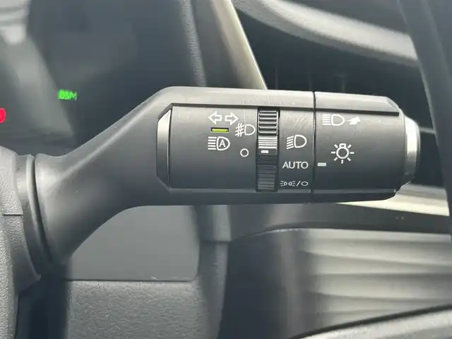レクサス ＥＳ 300h バージョンL 福島県 2020(令2)年 2.7万km アティチュードブラックマイカ 純正SDナビ/（AM/FM/DVD/CD/SD/USB/BT/フルセグ）/ETC/パノラマビューモニター/サンルーフ/前後シートヒーター/シートメモリー/前席パワーシート/クルーズコントロール（ブレーキ制御付き）/LEDヘッドライト/ステアリングヒーター/パワーバックドア/アイドリングストップ/盗難防止システム/衝突被害軽減ブレーキ/横滑り防止装置/車線逸脱防止支援/パーキングアシスト