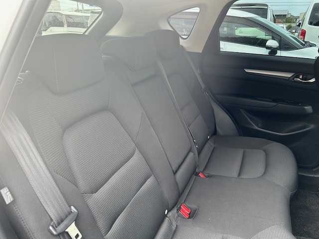マツダ ＣＸ－５ XD プロアクティブ 大阪府 2020(令2)年 2.6万km スノーフレイクホワイトパールマイカ １０．２５型ナビ　/フルセグ　/Ｂｌｕｅｔｏｏｔｈ　/全方位カメラ　/ＢＯＳＥサウンド　/パワーバックドア　/シートヒーター　/ステアリングヒーター　/前後ドラレコ　/ＥＴＣ　/ブラインドスポットモニター/マット