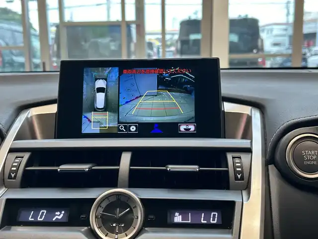 レクサス ＮＸ 200t Iパッケージ 埼玉県 2016(平28)年 3.7万km ソニッククォーツ 純正SDナビ/　　CD/DVD/BT/USB/フルセグ/全方位カメラ/パワーバックドア/LEDオートライト/クルーズコントロール/合皮シート/パワーシート/シートヒーター/シートメモリー/ステアリングヒーター/ステアリングスイッチ/コーナーセンサー/ビルトインETC2.0