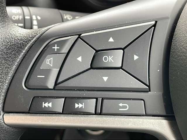 日産 ルークス ハイウェイスター X 岐阜県 2023(令5)年 0.7万km ブラック 禁煙車/社外SDナビ/AM/FM/CD/DVD/BT/フルセグTV/アラウンドビューモニター /エマージェンシーブレーキ /セーフティーシールド/片側パワースライドドア/ハンズフリースライドドア/オートライト/オートハイビーム/LEDヘッドライト/LEDフォグランプ/ステアリングリモコン /ETC/純正アルミホイール/純正フロアマット/純正ドアバイザー/プッシュスタート/インテリジェントキー /スペアキー