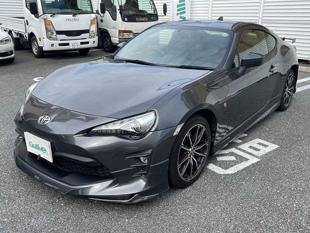 トヨタ ８６ GT リミテッド 広島県 2020(令2)年 3.2万km マグネタイトグレーメタリック /登録時走行距離/　　　　　　　32032キロ/ワンオーナー/純正ナビ/バックカメラ/地デジ/ハーフレザーシート/シートヒーター/クルーズコントロール/モデリスタエアロ/スペアキー×１/ETC/新車時整備手帳/　　【保証書】/取扱説明書/