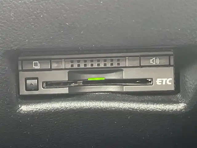 トヨタ シエンタ ハイブリッド G 大阪府 2015(平27)年 6.9万km ホワイトパールクリスタルシャイン 純正メモリナビ/・CD/DVD/BT/フルセグ/モデリスタフルエアロ/両側パワースライドドア/革調シートカバー/シートヒーター/ドライブレコーダー/ビルトインＥＴＣ/衝突軽減ブレーキ/レーンキープアシスト/ＬＥＤライト/純正アルミ/ダウンサス（純正車載）/革巻きステアリング