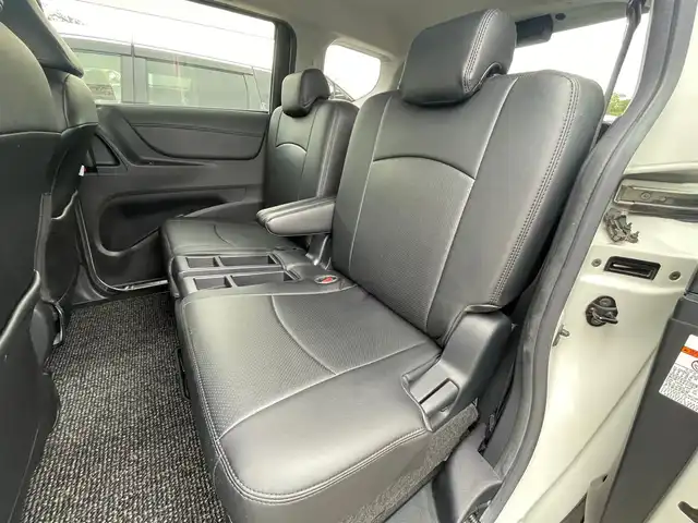 トヨタ シエンタ ハイブリッド G 大阪府 2015(平27)年 6.9万km ホワイトパールクリスタルシャイン 純正メモリナビ/・CD/DVD/BT/フルセグ/モデリスタフルエアロ/両側パワースライドドア/革調シートカバー/シートヒーター/ドライブレコーダー/ビルトインＥＴＣ/衝突軽減ブレーキ/レーンキープアシスト/ＬＥＤライト/純正アルミ/ダウンサス（純正車載）/革巻きステアリング