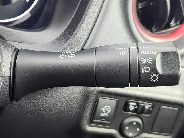 日産 ノート ニスモ 愛知県 2015(平27)年 4.7万km ナイトベールパープル 純正ナビ（フルセグ、CD、Bluetooth）/ETC/オートライト/純正16インチAW/スマートキー/純正フロアマット/フォグライト/Pスタート/横滑り防止装置