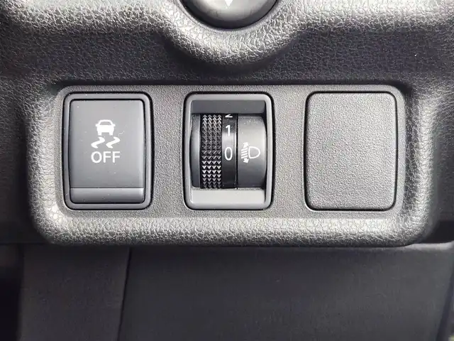 日産 ノート ニスモ 愛知県 2015(平27)年 4.7万km ナイトベールパープル 純正ナビ（フルセグ、CD、Bluetooth）/ETC/オートライト/純正16インチAW/スマートキー/純正フロアマット/フォグライト/Pスタート/横滑り防止装置