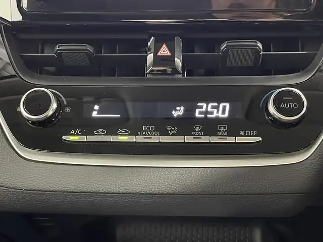 トヨタ カローラツーリング G－X 大阪府 2020(令2)年 1.5万km ホワイトパールクリスタルシャイン 純正ナビ　レーダークルコン　衝突軽減　バックカメラ　ビルトインＥＴＣ　ドライブレコーダー　レーンアシスト　オートハイビーム　ＬＥＤヘッドライト　スマートキー　オートエアコン　純正アルミ　電動格納ミラー