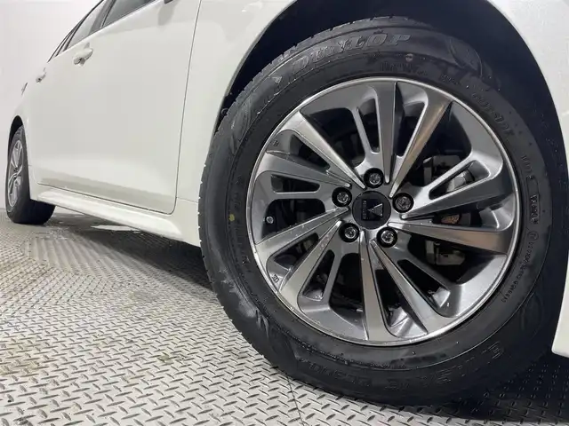 トヨタ カローラツーリング G－X 大阪府 2020(令2)年 1.5万km ホワイトパールクリスタルシャイン 純正ナビ　レーダークルコン　衝突軽減　バックカメラ　ビルトインＥＴＣ　ドライブレコーダー　レーンアシスト　オートハイビーム　ＬＥＤヘッドライト　スマートキー　オートエアコン　純正アルミ　電動格納ミラー