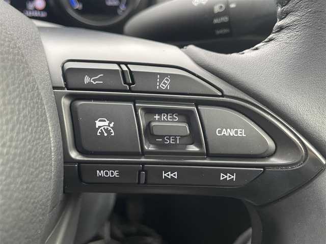 トヨタ ヤリス ハイブリッド Z 愛媛県 2020(令2)年 1.5万km ブラック/アバンギャルドブロンズメタリック 純正9型ディスプレイオーディオ(フルセグTV/BT)/全周囲カメラ/トヨタセーフティセンス/レーダークルーズコントロール/衝突被害軽減装置/車線逸脱防止装置/ブラインドスポットモニター/クリアランスソナー/前後ドライブレコーダー/シートヒーター/LEDヘッドライト/オートライト/オートマチックハイビーム/電格ミラー/ヒートミラー/ステアリングリモコン/シガーソケット/ETC/現状サマー(純正AW)(185/55/R16)/BRIDGESTONE EcoPia EP150/禁煙車