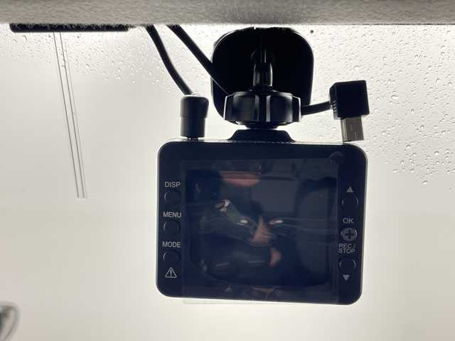 トヨタ ＦＪクルーザー ブラックカラーパッケージ 道央・札幌 2017(平29)年 6.3万km ブラック/ホワイト ・4WD/・寒冷地仕様/・社外SDナビ（CN-RE03WD）/・BT&CD&DVD&フルセグTV/・バックカメラ/・クルーズコントロール/・ステアリングスイッチ/・社外ドラレコ前方/・センターデフロック/・リアコーナーセンサー/・ヘッドライトレベライザー/・リモコンキー/・スペアキー/・保証書/・取扱説明書