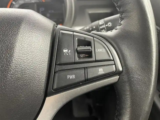 スズキ スペーシア ギア HYBRID XZ 大分県 2021(令3)年 3.6万km オフブルーメタリック/ガンメタリック2トーンルーフ 社外ナビ/（フルセグ/CD/DVD/Bluetooth）/全方位カメラ/スズキセーフティーサポート/・アダクティブクルーズコントロール/・車線逸脱抑制機能/・ハイビームアシスト/・衝突軽減ブレーキ/前後ドライブレコーダー/両側パワースライドドア/スリムサーキュレーター/ETC/前席シートヒーター/スマートキープッシュスタート