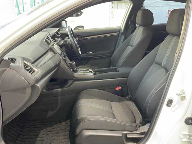 ホンダ シビック ハッチバック 高知県 2019(平31)年 5.4万km ホワイトオーキッドパール