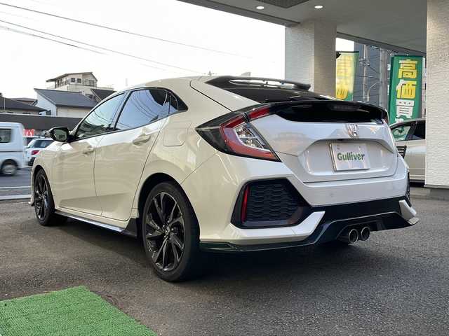 ホンダ シビック ハッチバック 愛媛県 2019(平31)年 5.4万km ホワイトオーキッドパール