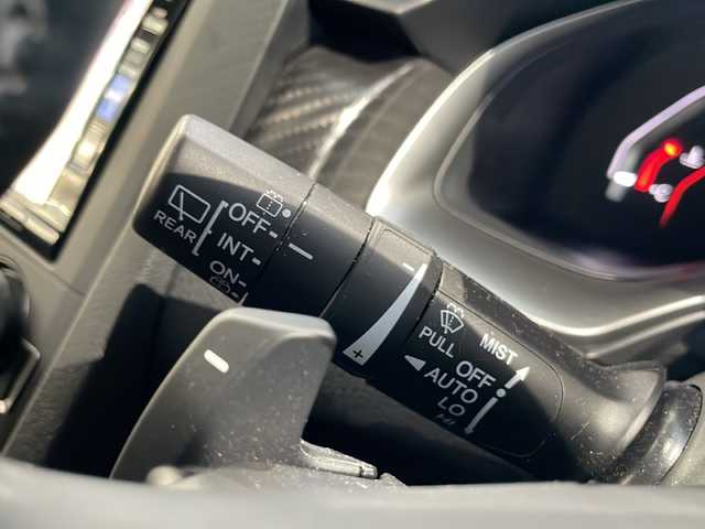 ホンダ シビック ハッチバック 愛媛県 2019(平31)年 5.4万km ホワイトオーキッドパール