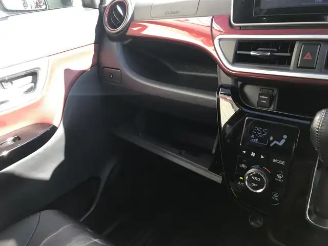 ダイハツ キャスト アクティバ GターボプライムコレSAⅡ 富山県 2017(平29)年 8.2万km ファイアークォーツレッドM 純正ナビ/フルセグTV/Bluetooth/バックカメラ/衝突被害軽減ブレーキ/横滑り防止装置/プッシュスタート/スマートキー/ハーフレザーシート/シートヒーター/ステアリングスイッチ/ETC/電動格納ミラー