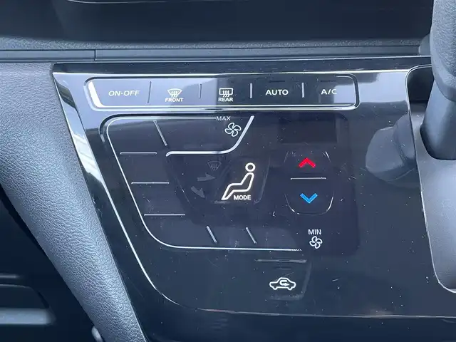 日産 デイズ ハイウェイスターX 東京都 2020(令2)年 1.6万km ブラック 純正メモリナビ/フルセグ/アラウンドビューモニター/ドライブレコーダー/衝突軽減ブレーキ/レーンキープアシスト/コーナーセンサー/アイドリングストップ/ステアリングスイッチ/スマートキー/純正14インチAW/オートライト