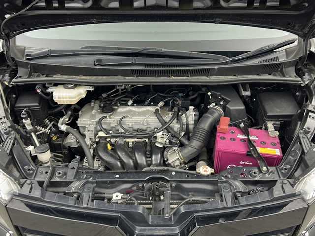 トヨタ ヴォクシー ZS 煌 三重県 2018(平30)年 6.9万km ブラック 禁煙車/ALPINE11型ナビ/　フルセグTV/CD/DVD/Bluetooth/ALPINE後席モニター/両側パワースライドドア/社外アルミホイール/衝突軽減ブレーキシステム/レーンキープアシストシステム/オートハイビーム/オートライト/プッシュスタート/スマートキー/バックカメラ/前方ドラレコ/フォグライト/ETC