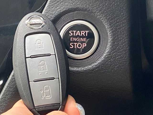 日産 ルークス ハイウェイスター X 兵庫県 2021(令3)年 8.1万km ブラック 純正SDナビ/アラウンドビューモニター/アイドリングストップ/ドアバイザー/プッシュスタート/片側パワースライドドア/ハンズフリーオートスライドドア/ETC/オートライト/ステアリングスイッチ