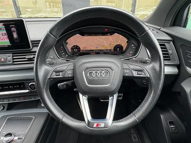 アウディ Ｑ５ 40TDIクワトロ スポーツ 石川県 2020(令2)年 6万km 白 S-LINE-pkg/4WD/衝突軽減ブレーキ/純正メモリーナビ/バック/フロント/サイド/360°カメラ/フルセグTV/AppleCarPlay/Bluetooth/USB/アダプティブクルーズコントロール/ブラインドスポットモニター/電動格納ミラー/レーンキープアシスト/クリアランスソナー/オートマチックテールゲート/オートライト/LEDヘッドライト/パワーシート(前席)/ETC