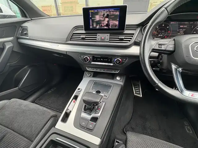 アウディ Ｑ５ 40TDIクワトロ スポーツ 石川県 2020(令2)年 6万km 白 S-LINE-pkg/4WD/衝突軽減ブレーキ/純正メモリーナビ/バック/フロント/サイド/360°カメラ/フルセグTV/AppleCarPlay/Bluetooth/USB/アダプティブクルーズコントロール/ブラインドスポットモニター/電動格納ミラー/レーンキープアシスト/クリアランスソナー/オートマチックテールゲート/オートライト/LEDヘッドライト/パワーシート(前席)/ETC