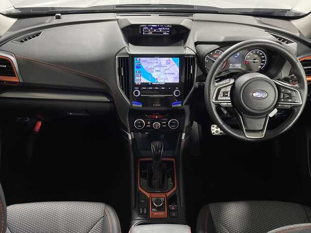 スバル フォレスター X－ブレイク 広島県 2018(平30)年 7万km アイスシルバーメタリック 禁煙車/純正８型ナビ/バックカメラ/シートヒーター/前席パワーシート/ブラインドスポットモニター/レーダークルーズコントロール/ステアリングヒーター/オートマチックハイビーム/ドラレコ/ＥＴＣ/衝突軽減/フォグランプ/レーンキープアシスト/コーナーセンサー/純正17インチアルミホイール(225/60/R17)/エアバッグ(運転席/助手席/サイド/カーテン)